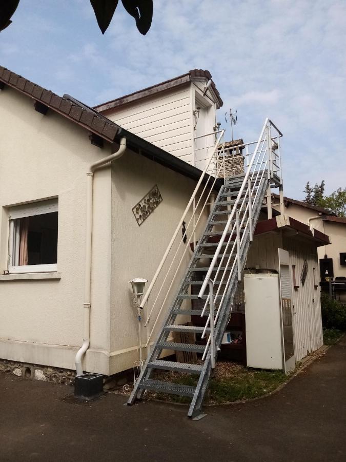 Petit Appartement 30M2, 3 Lits, 3 A 4 Pers Neuilly  Exterior photo